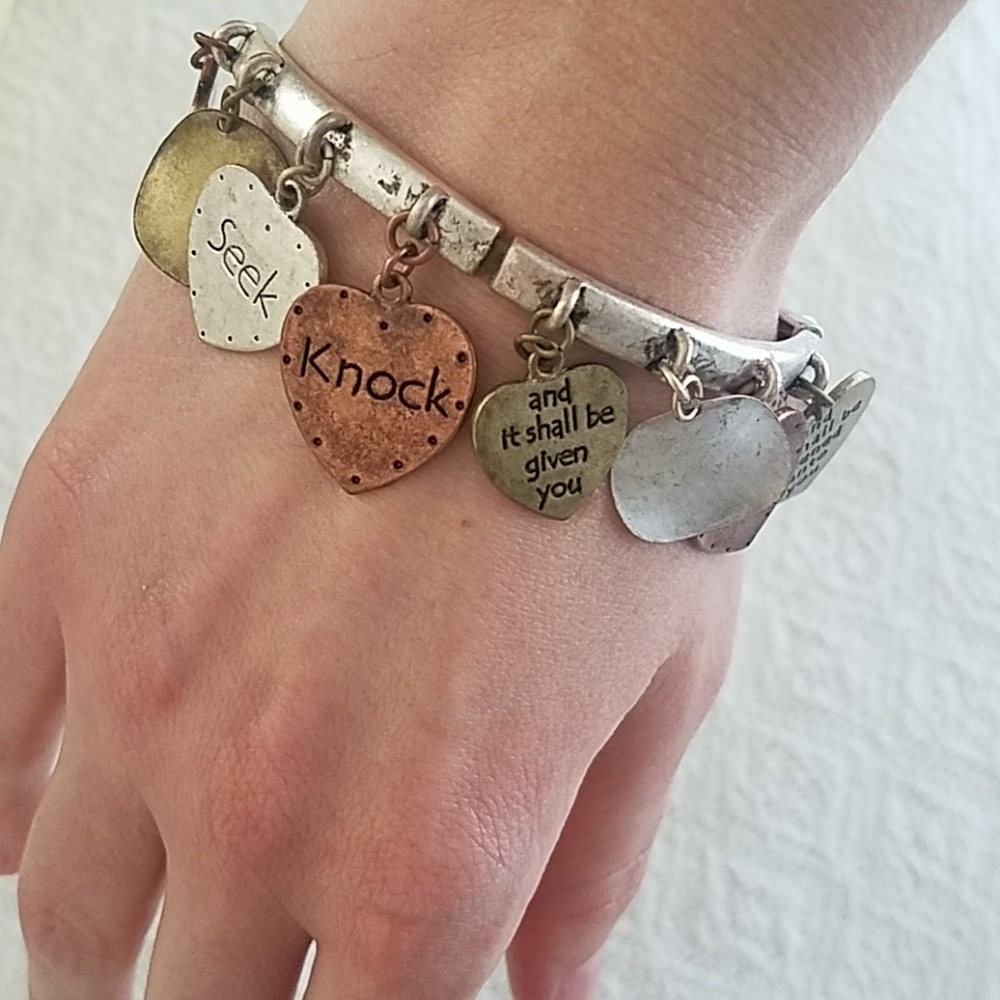 Seek and Ye Shall Find Bracelet - Picture 4 of 4